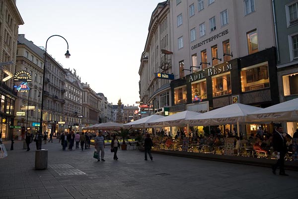 Travel Guide - Visiting  Vienna Austria