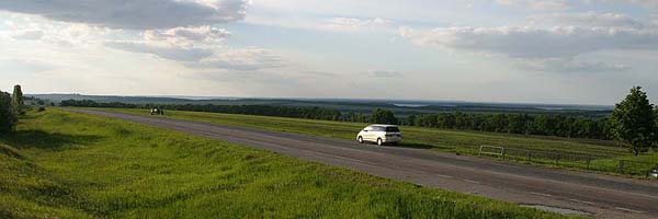 Countryside, Dnepropetrovsk, 2004-06 (C) Seiji Yoshimoto