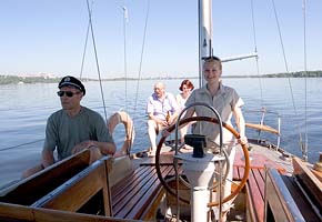 Dnepr River Cruising, Dnepropetrovsk, 2005-05, (C) Seiji Yoshimoto