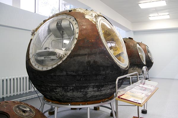 Descent module of Vostok -1, 2006-10 (C) Seiji Yoshimoto