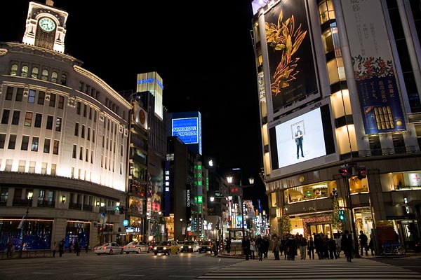 The Ginza, Tokyo, 2006-12, (C) Seiji Yoshimoto