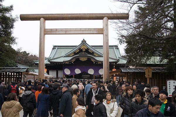 Yasukuni Shrine, Tokyo, 2007-01 (C) Seiji Yoshimoto