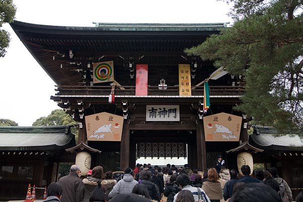 Meiji Shrine, Tokyo, 2007-01 (C) Seiji Yoshimoto