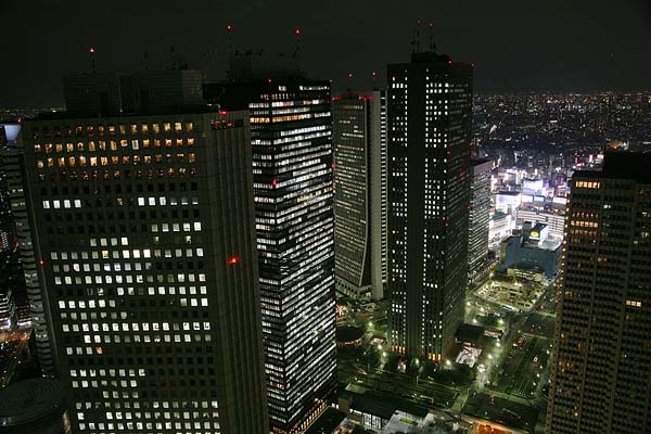 Shinjyuku Skyscrapers viewed from Metropolitan Government Building, Tokyo, 2006-04, (C) Seiji Yoshimoto