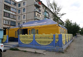 Coffee Shop, Yasny, 2006-07 (C) Seiji Yoshimoto