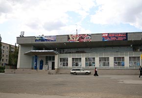 Movie Theater, Yasny, 2006-07 (C) Seiji Yoshimoto