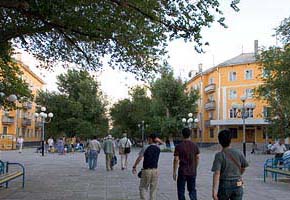 Main Street, Baikonur, (C) Seiji Yoshimoto