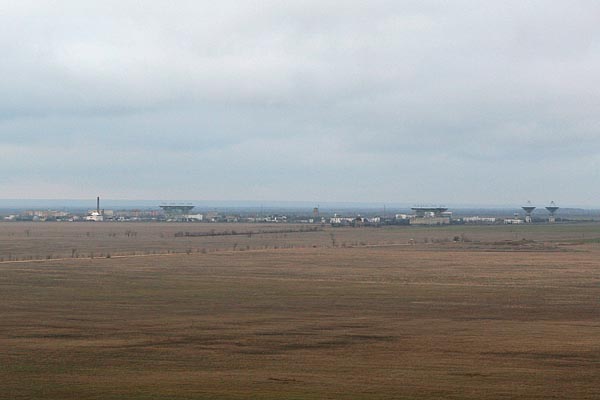 National Space Facilities Control and Testing Center, Eupatoria,  (C) Seiji Yoshimoto